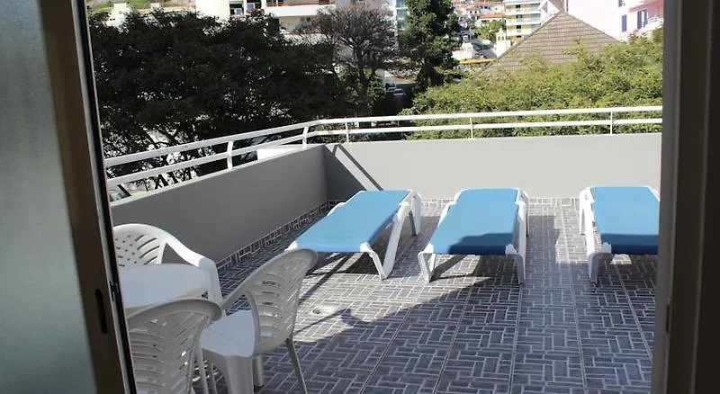 Apartamentos Turisticos Paraiso Фуншал