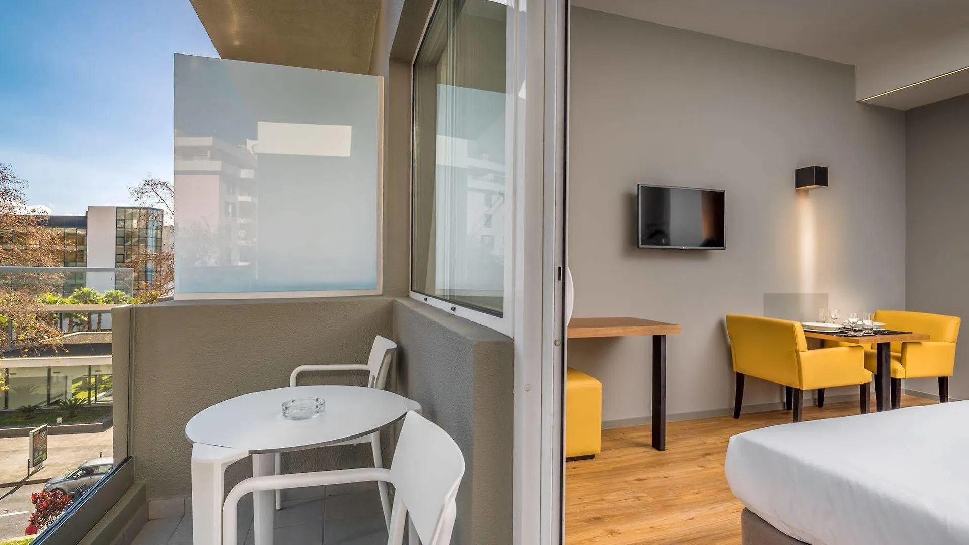 *** Apart Otel Apartamentos Turisticos Paraiso Funchal Portekiz