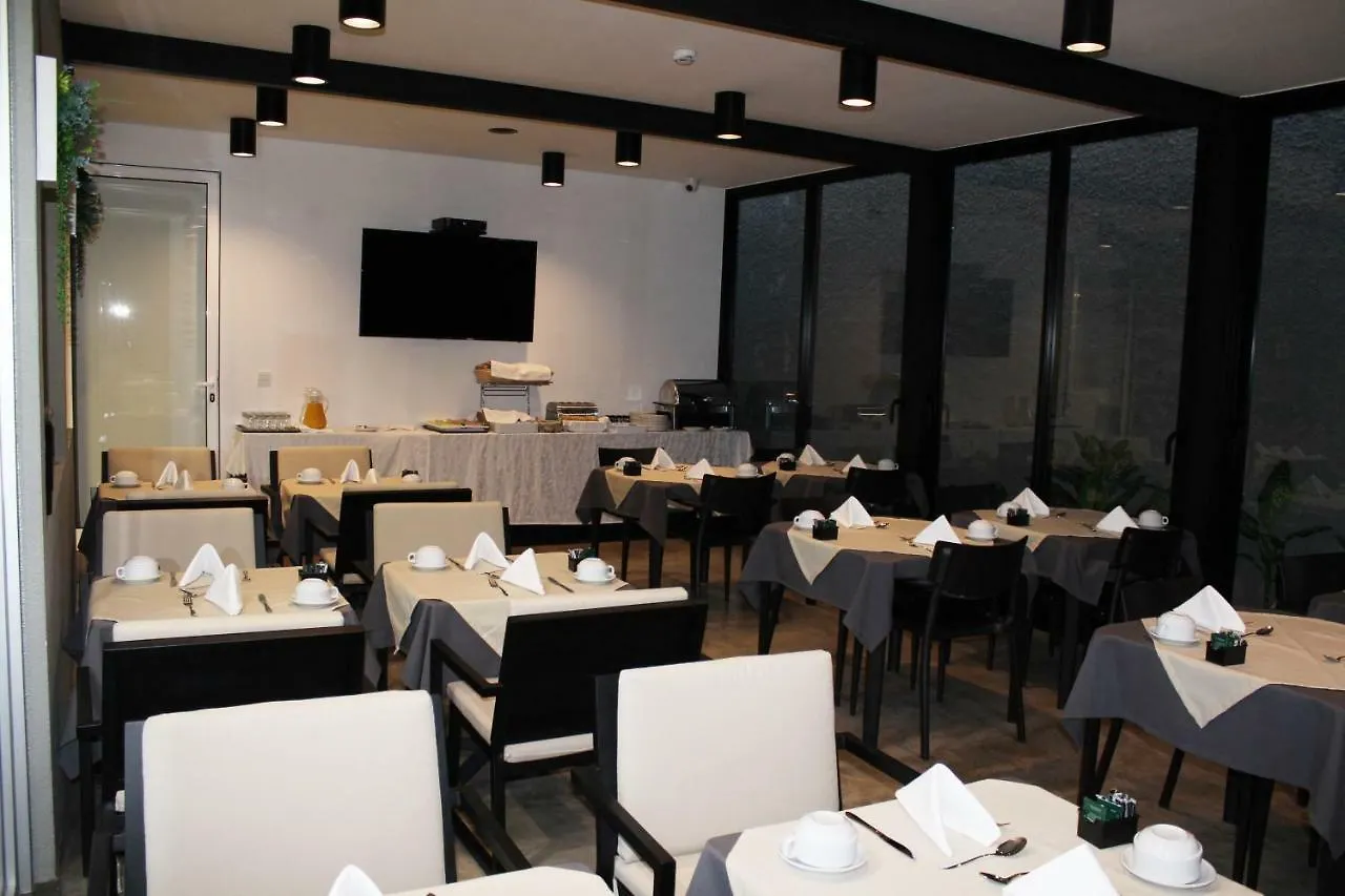 Apartamentos Turisticos Paraiso Funchal  Aparthotel Funchal (Madeira)