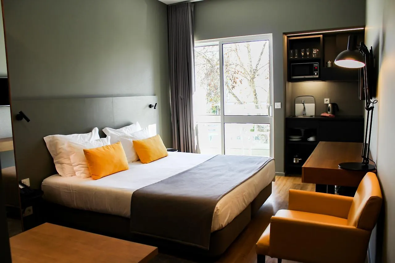 Apartamentos Turisticos Paraiso Funchal  Funchal (Madeira)